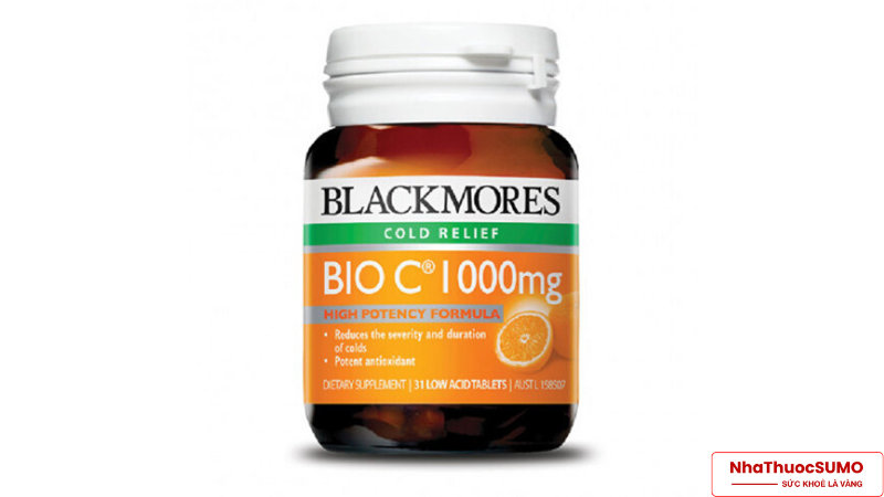 Blackmores Bio C giúp bổ sung hàm lượng vitamin C trong mỗi viên uống 1000mg, hỗ trợ tăng cường miễn dịch cho cơ thể. Đặc biệt, chất bioflavonoid và ascorbates trong thành phần thuốc giúp cơ thể hấp thu vitamin C tối ưu hơn so với các sản phẩm bổ sung vitamin C khác trên thị trường.