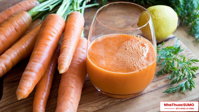 Nước ép cà rốt không chỉ bổ sung Vitamin K mà còn giàu beta carotene