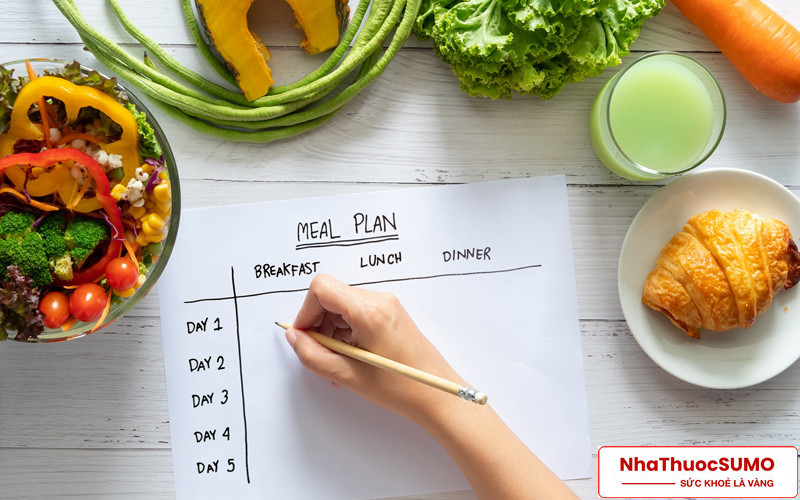 Chế độ ăn kiêng phù hợp sẽ giúp đùi giảm size nhanh chóng