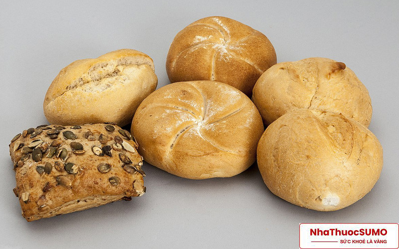 Bánh mì cũng có chứa vitamin B1, cung cấp 7% nhu cầu cho cơ thể